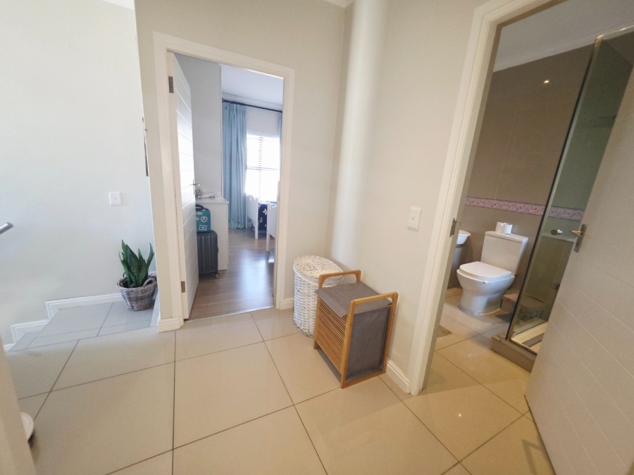 3 Bedroom Property for Sale in Parklands North Western Cape